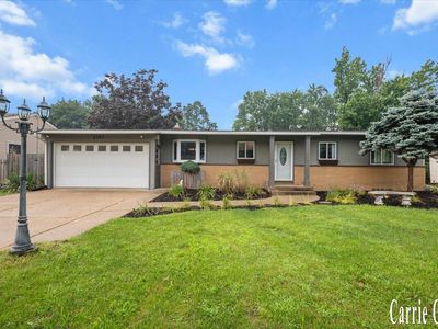 2751 Northville Dr NE
