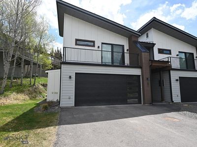 691 Sunburst Dr #D