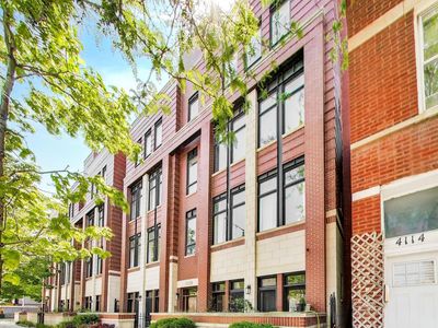4110 N Western Ave Unit 4N