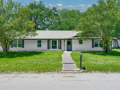 Property at 3011 Tanglewood Dr, Commerce, TX