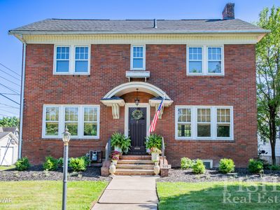515 Vernon Ave