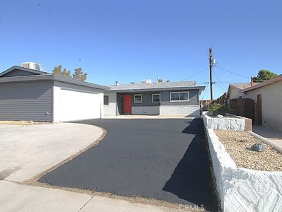 1537 De Anza St