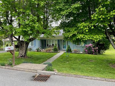 Property at 110 Windsor Ln, Fayetteville, WV