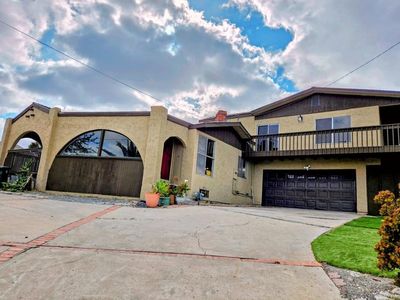 1650 Walnut Dr