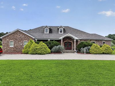 33 Parkside Way