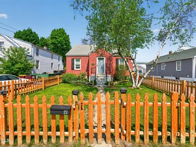 27 Highland Avenue