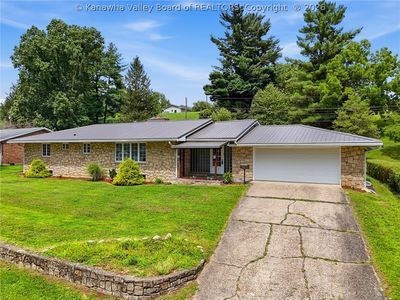 Property at 315 Fitzhugh St, Ravenswood, WV