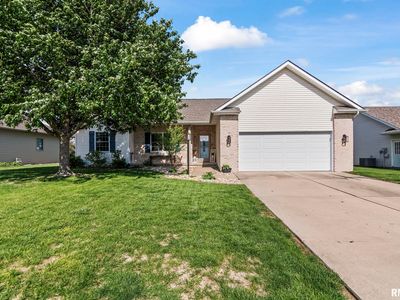 Property at 1508 Ptarmigan Dr, Chatham, IL
