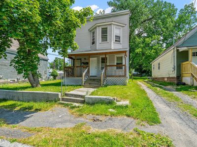 815 Davis Terrace