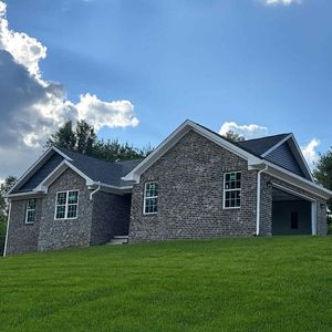 1905 Avalon Dr