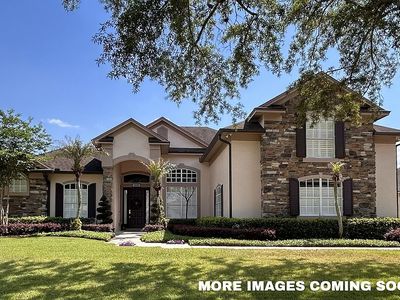 3617 Beech Tree Dr