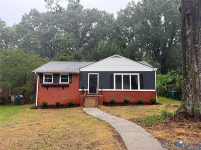 1755 Leicester Rd