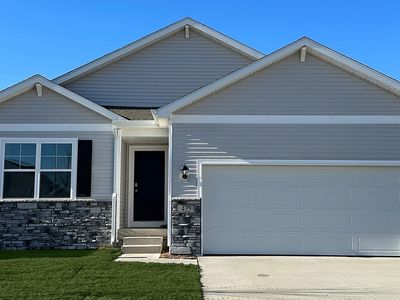 1012 NE Deerfield Dr