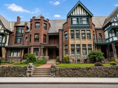 80 Harold St