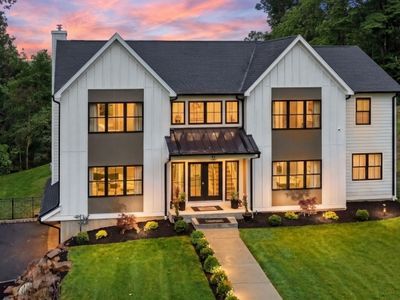 49 Upper Dr