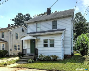 2 Homestead Avenue