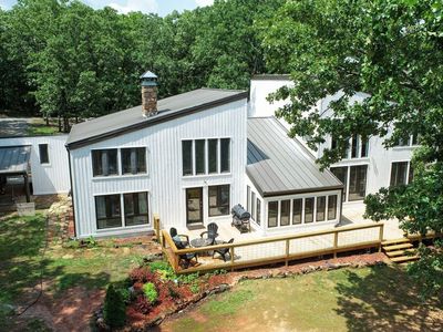 5601 Hill Top Hts