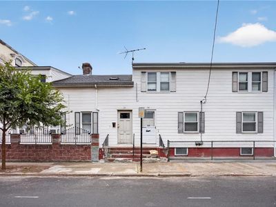 32 Almy St