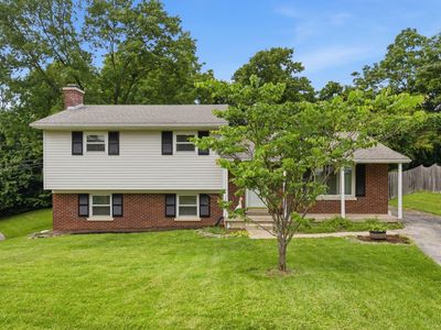 3343 Sutherland Dr