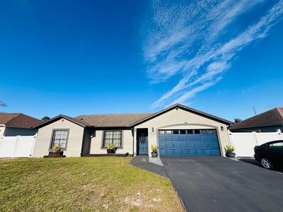 1464 Howland Blvd