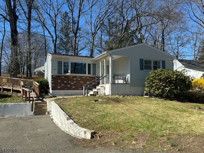 22 Homestead Rd