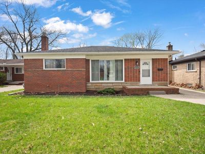 24765 Ross Dr