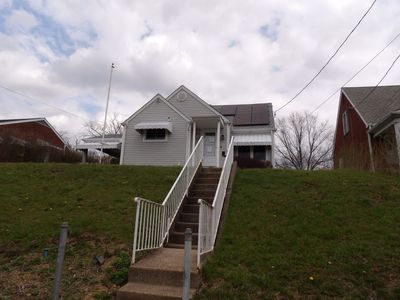 808 Grand Ave