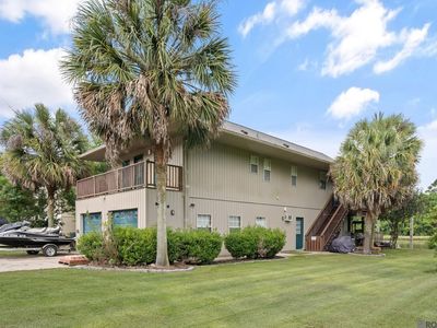15981 Cypress Point Ln