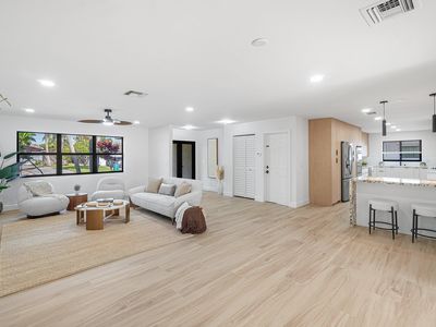 2538 SW 13th Court