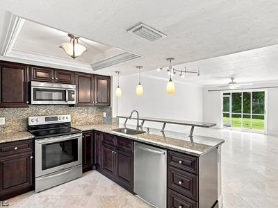 136 Cypress Way E APT 4