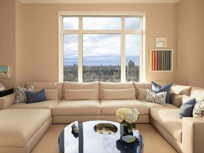 200 E 83rd St #28A