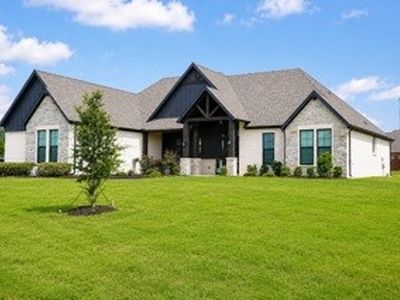 4017 Lagos Dr