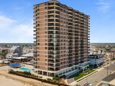 9100 Beach Ave #905