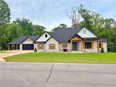 12116 Robinwood Dr
