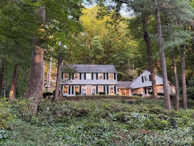 212 Estate Dr