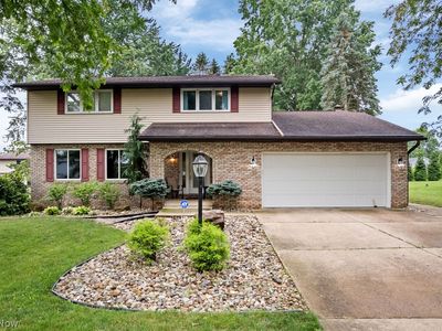 2230 Vixen St NW