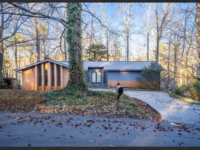 205 Valley View Dr