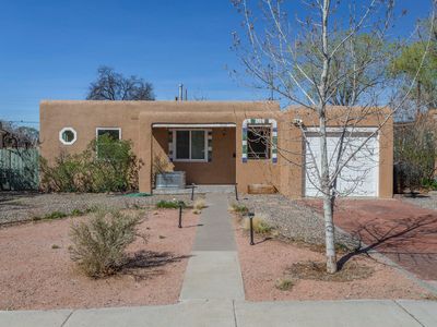 1109 Lafayette Dr NE