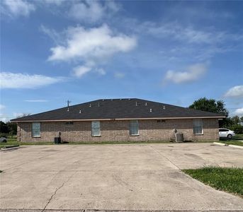 7106 Venus Dr