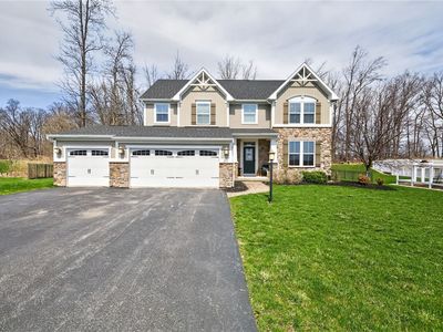 1071 Azzano Cir