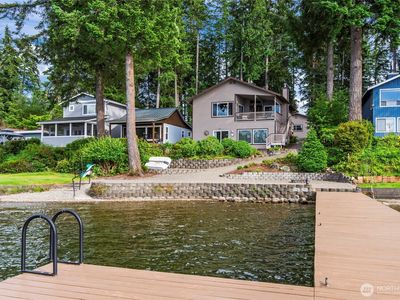 2351 E Mason Lake Drive E