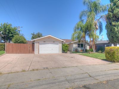 5621 Revelstok Dr