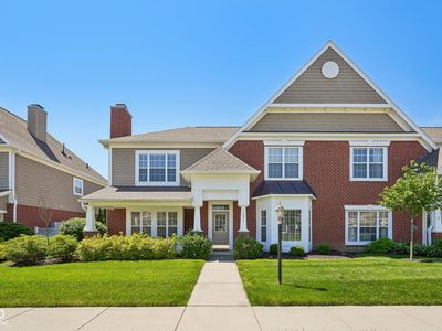 1351 Middlebury Dr