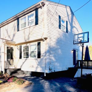 28-28B Staples St #B