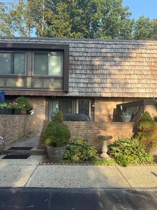 1120 By The Shores Dr APT 4