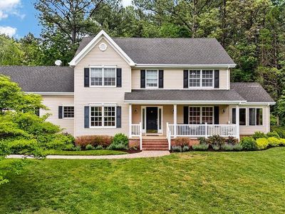 1300 W Leigh Dr