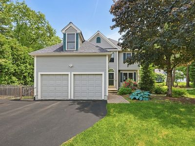 6 Oakwood Ct