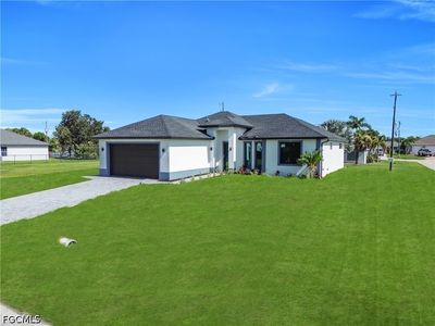 Property at 1825 NE 22nd Terrace Cpe, Coral, FL