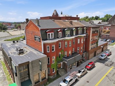 80 Pleasant St