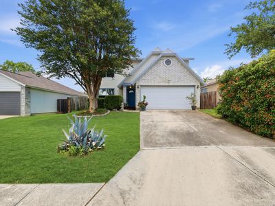 906 VILLAGE BR